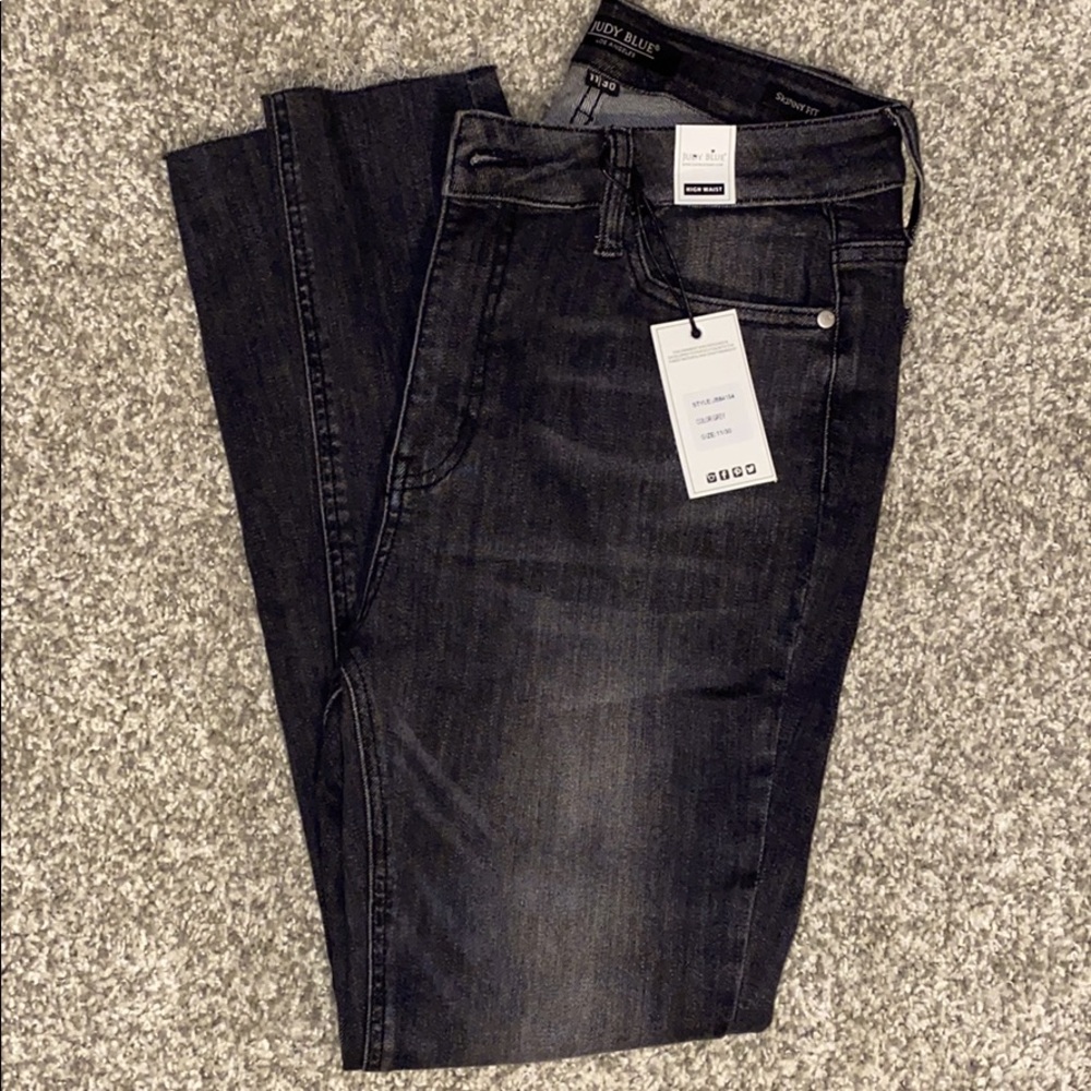 Judy Blue size 11/30 gray jeans